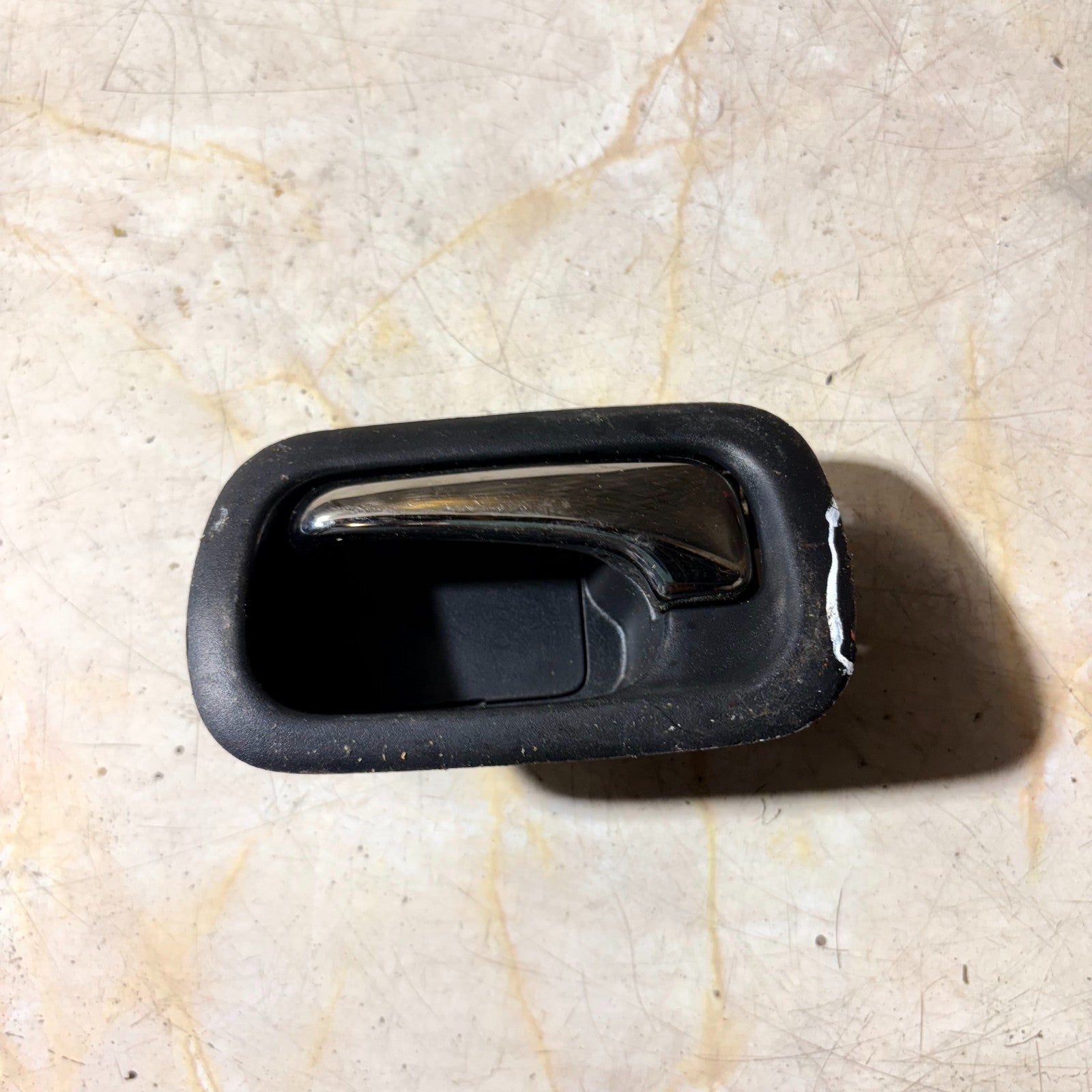 HONDA CR-V 2005 REAR PASSENGER LEFT SIDE INNER DOOR HANDLE