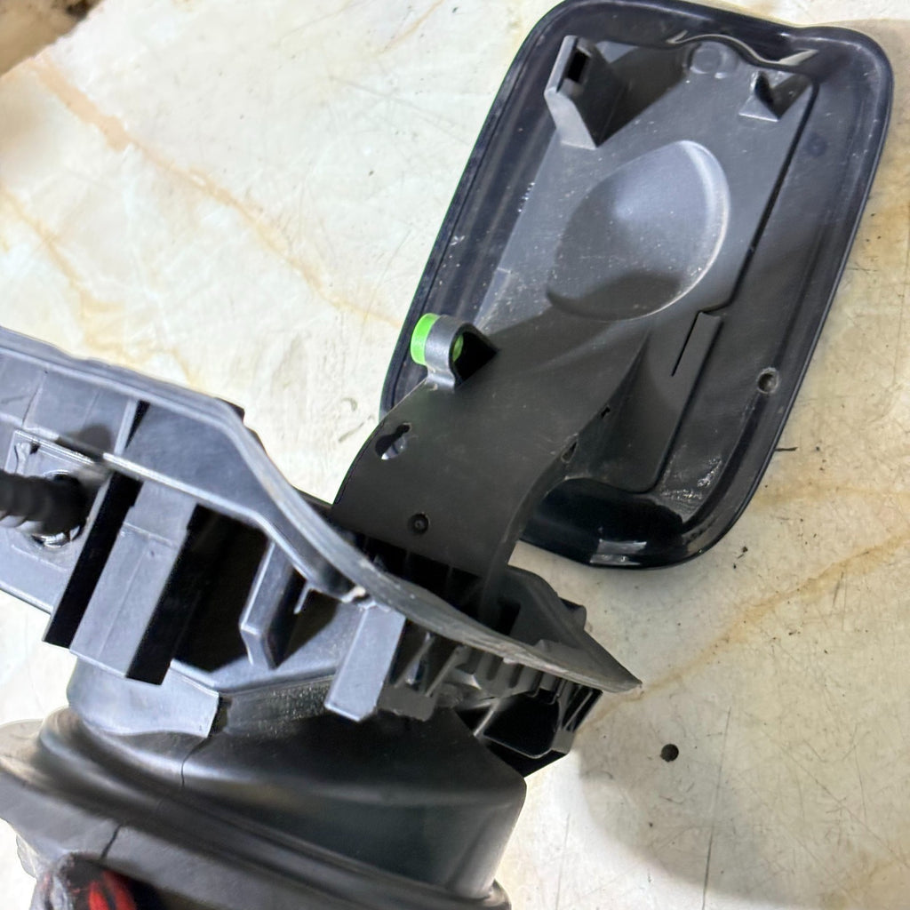 BMW X5 E70 2007-2013 X5 M 2010-2013 Fuel Filler Door Pocket 7160631 51177160631
