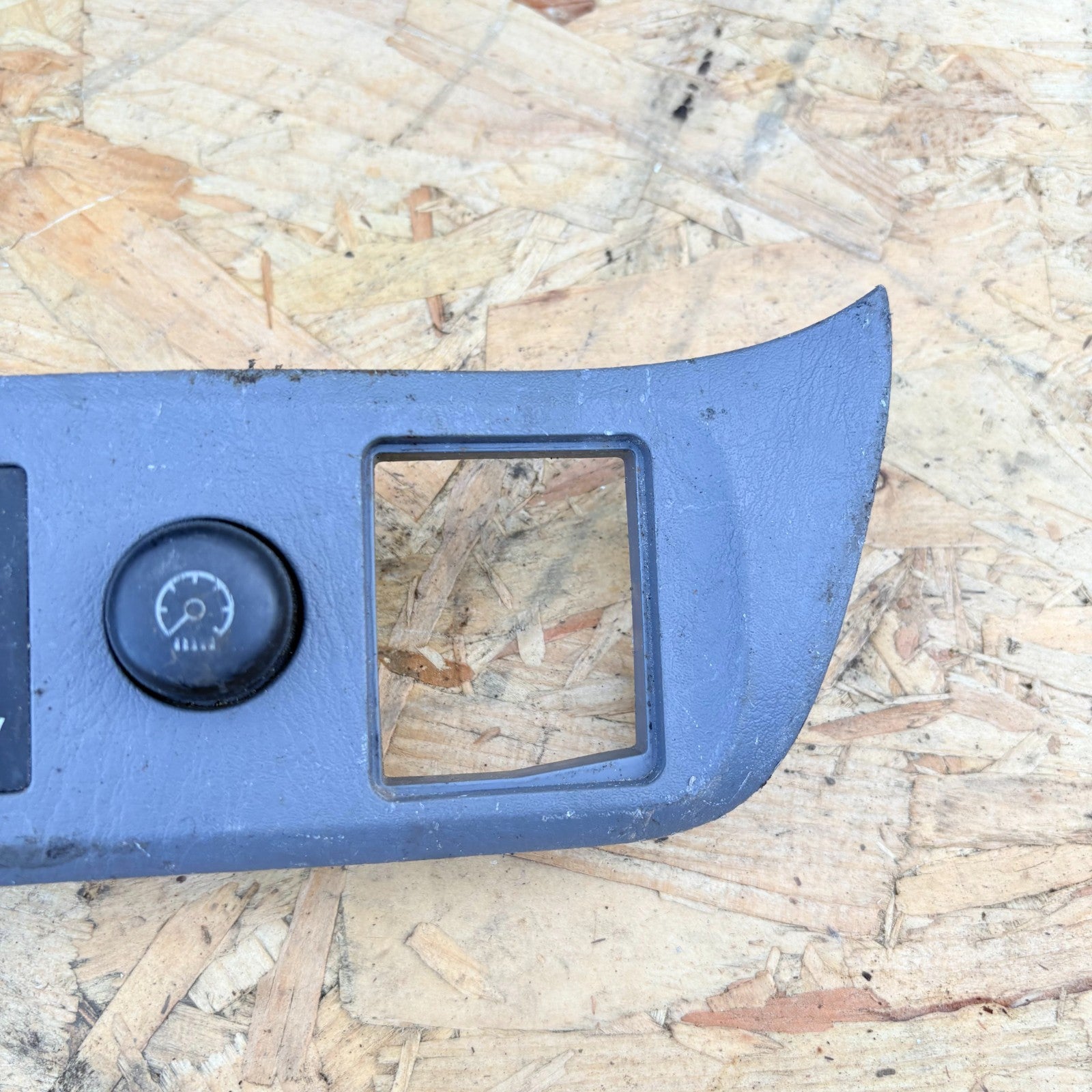 Toyota Rav4 Dash light adjusting switch (2000-2003)