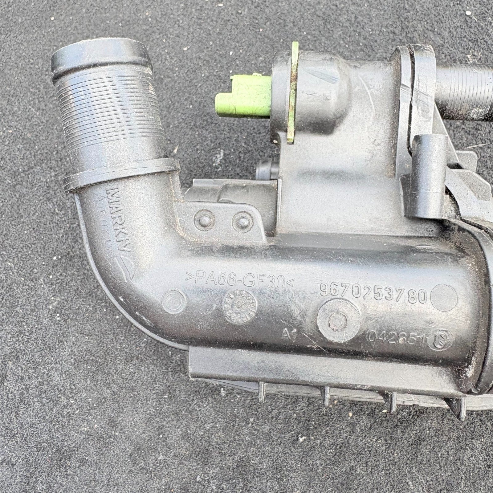 2008-2017 FORD FIESTA THERMOSTAT HOUSING 9670253780
