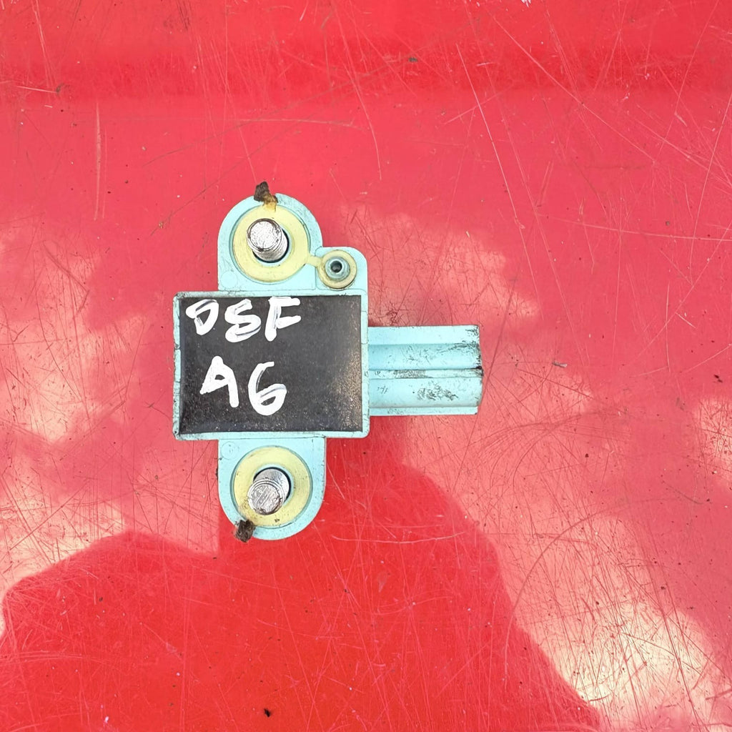 Audi RS6 4F C6 Pressure Sensor for Airbag System 4F0955557A Driver Front OSF