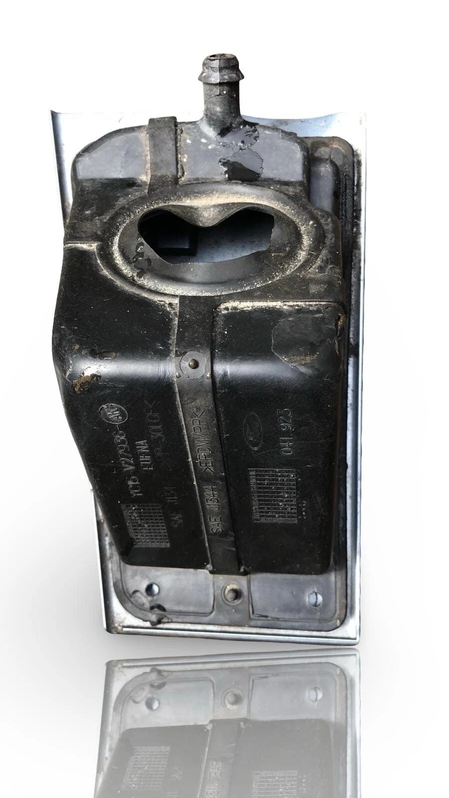 FUEL TANK DOOR FLAP HOUSING ON FILLER FOR FORD TRANSIT YC15-V27936-AK 2000-2014