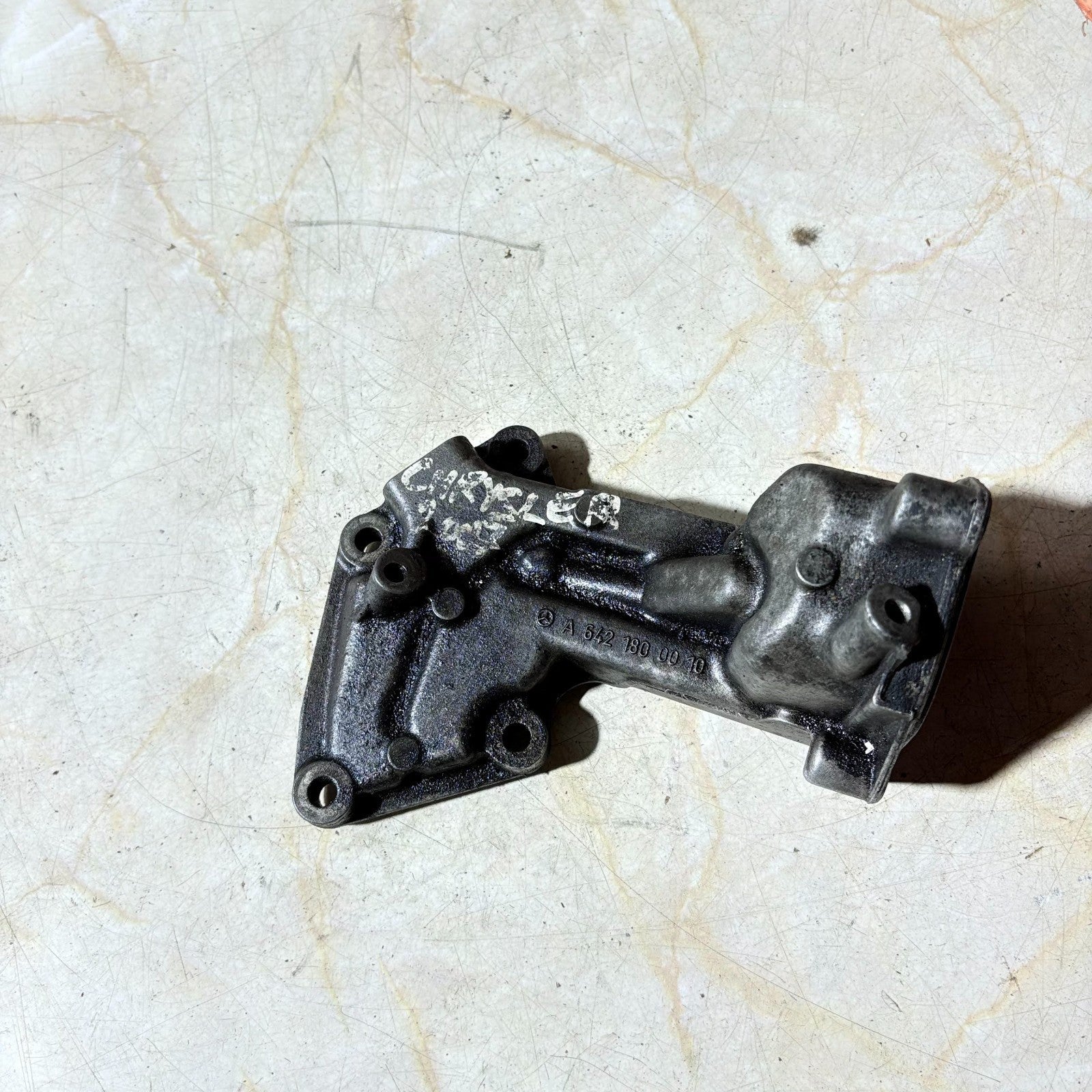 CHRYSLER 300 C Touring LX Oil Filter Holder 6740273366 OE