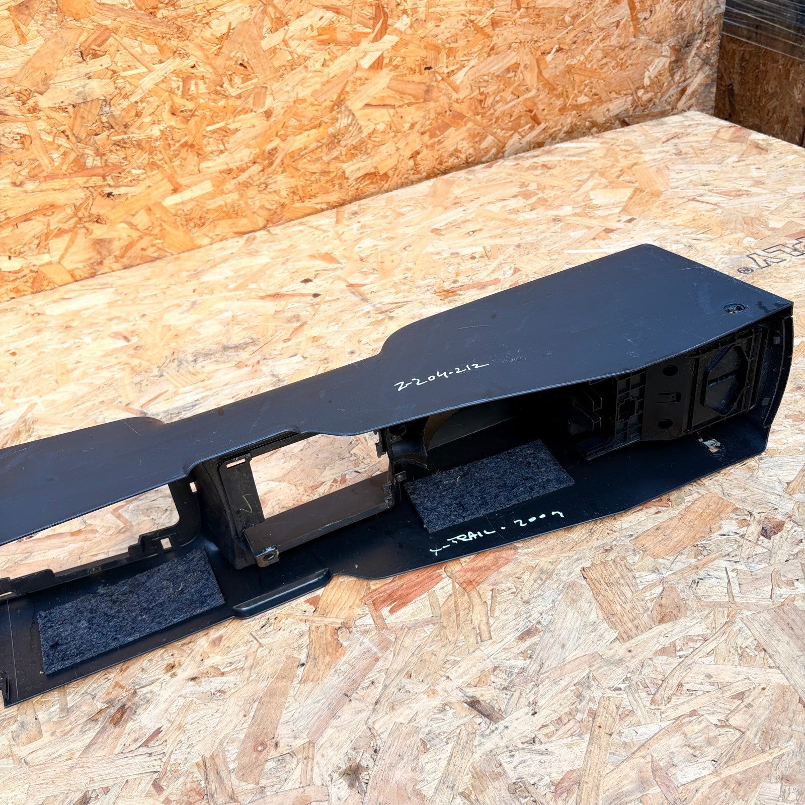 Centre Console trim for Nissan X-Trail 2007