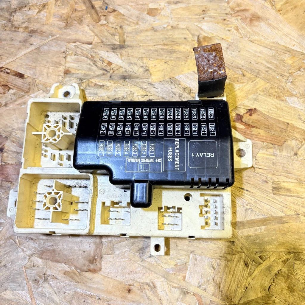 Jaguar X-Type X400 2001-2009 Interior Fuse Box 6R8T-14A067-AA