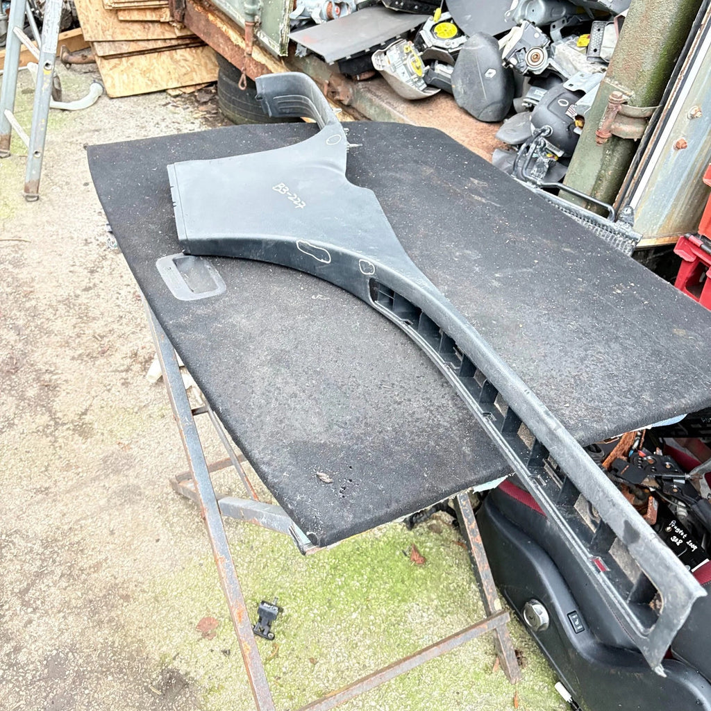Porsche Cayenne 955 OS Right Lower Sill Trim B Pillar 7L0853370 2004