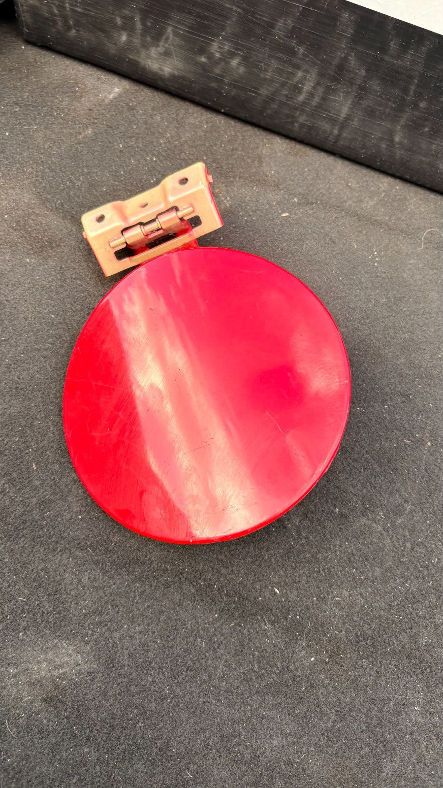 Honda HR-V 2016 Fuel Filler Flap Door Lid Cover Milano Red R81 5 Door