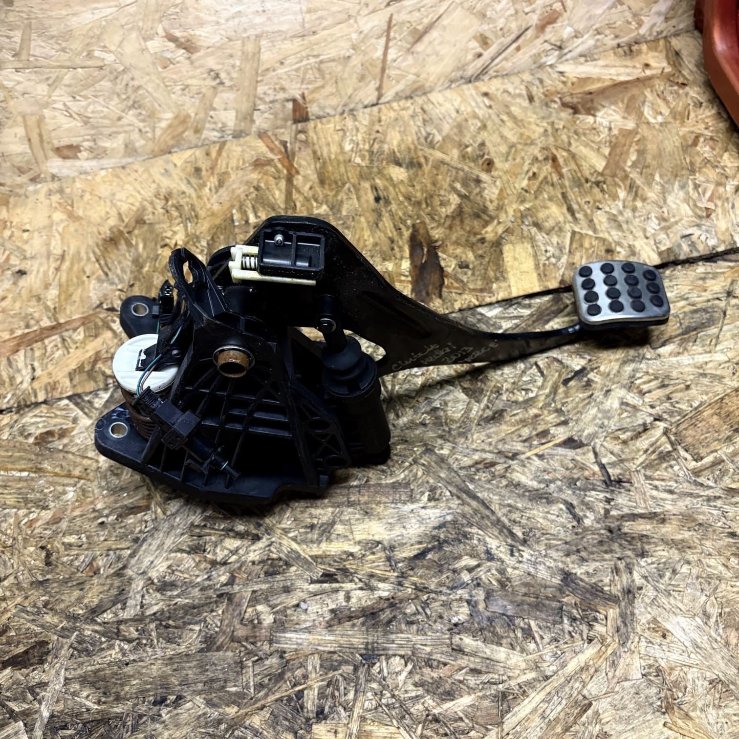 Mercedes W176 W246 C117 X156 Clutch Pedal+Master Cyl A2462900312 A2462900619
