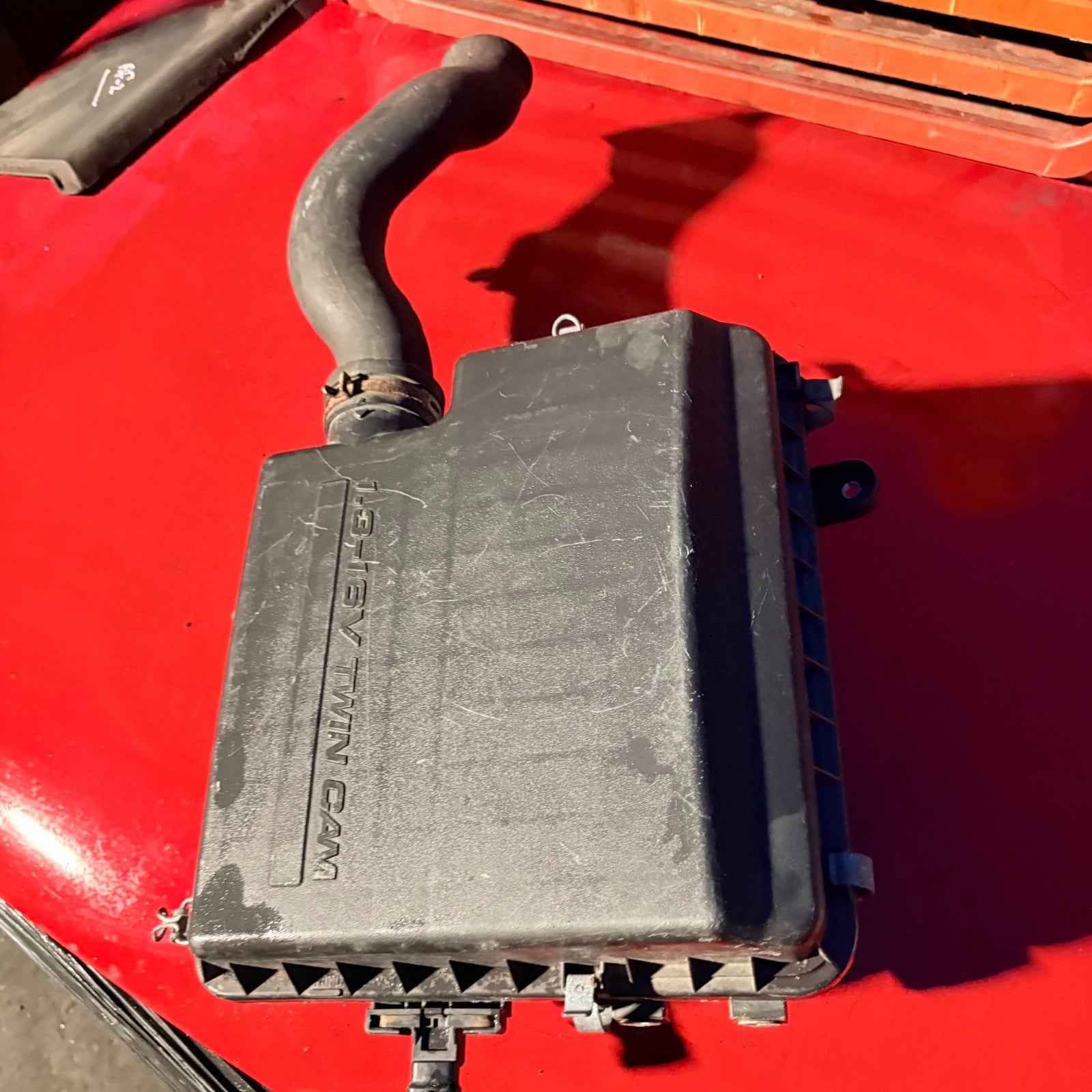 2010 Daihatsu Sirion 1.3 16v Twin Cam Air Filter Housing