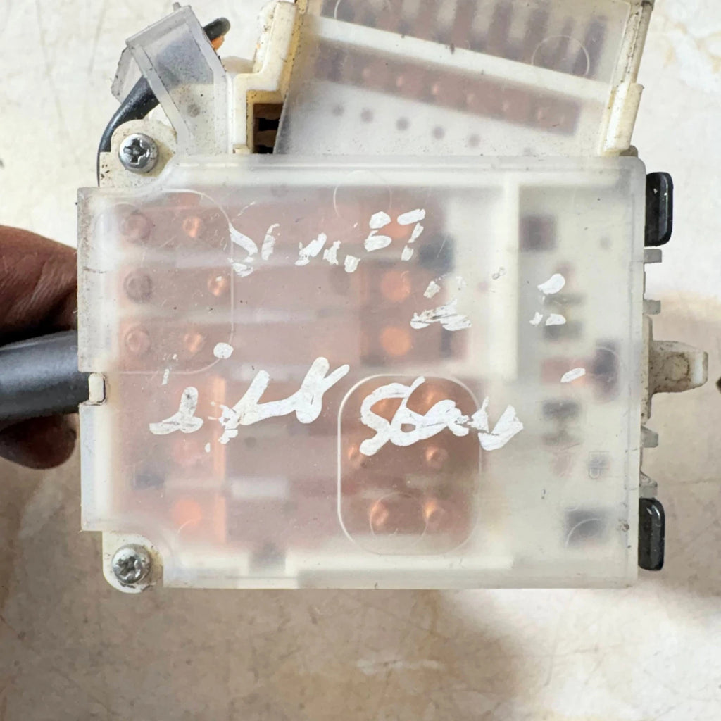 SUZUKI SWIFT LIGHT STALK SWITCH 173744 2013-2017