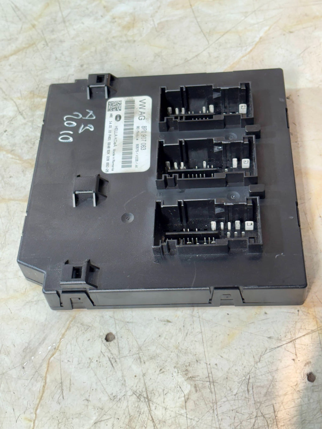 AUDI A3 2010 1.9 TDI E SPORT MK2 5DR BODY CONTROL MODULE BCM 8P0907063A