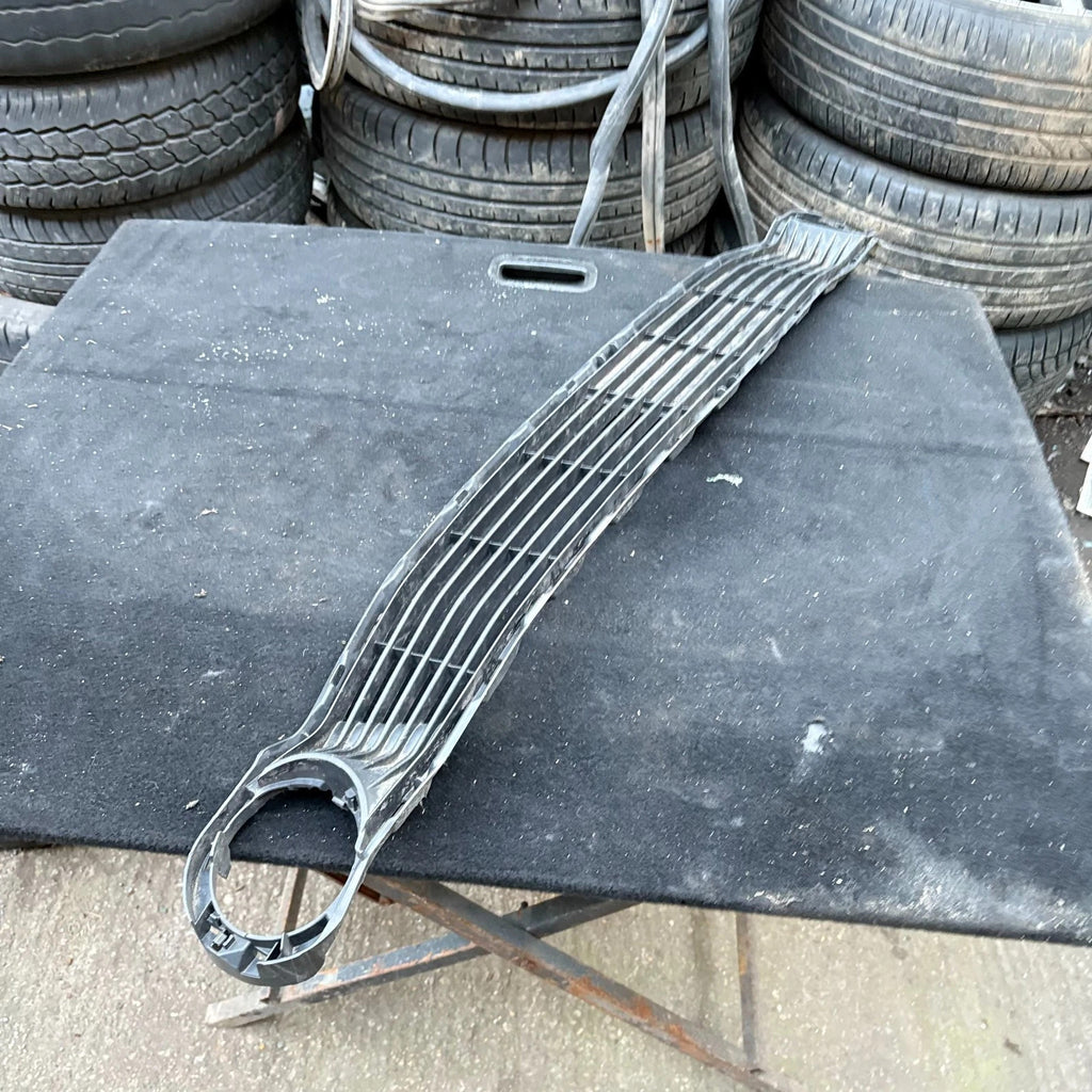 Toyota Aygo MK2 2014-2018 Front Bumper Lower Centre Grille 162041200100