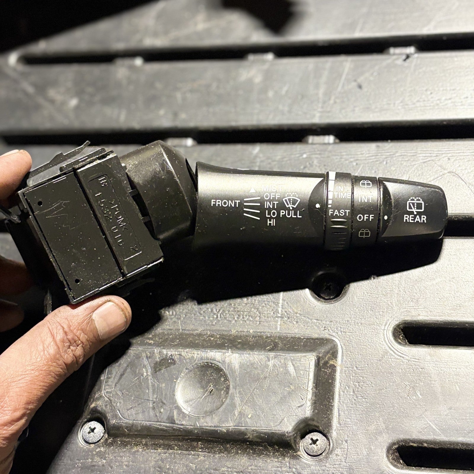 Mitsubishi Lancer 2008-2017 WIPER STALK SWITCH E532-016