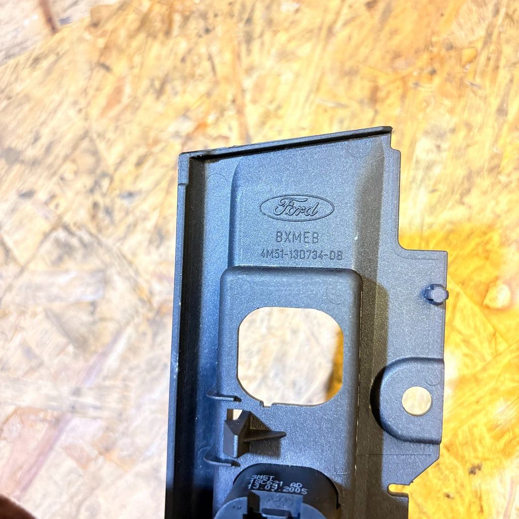 2004-2011 FORD FOCUS FRONT AND REAR HEATED WINDOW SWITCH 4M51-13D734-DB