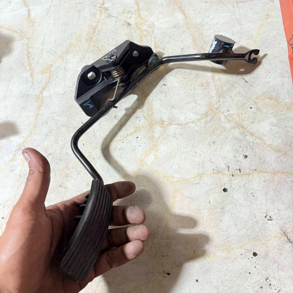 HYUNDAI I10 PA MK1 ACCELERATOR THROTTLE PEDAL 2008-2013 327000X900