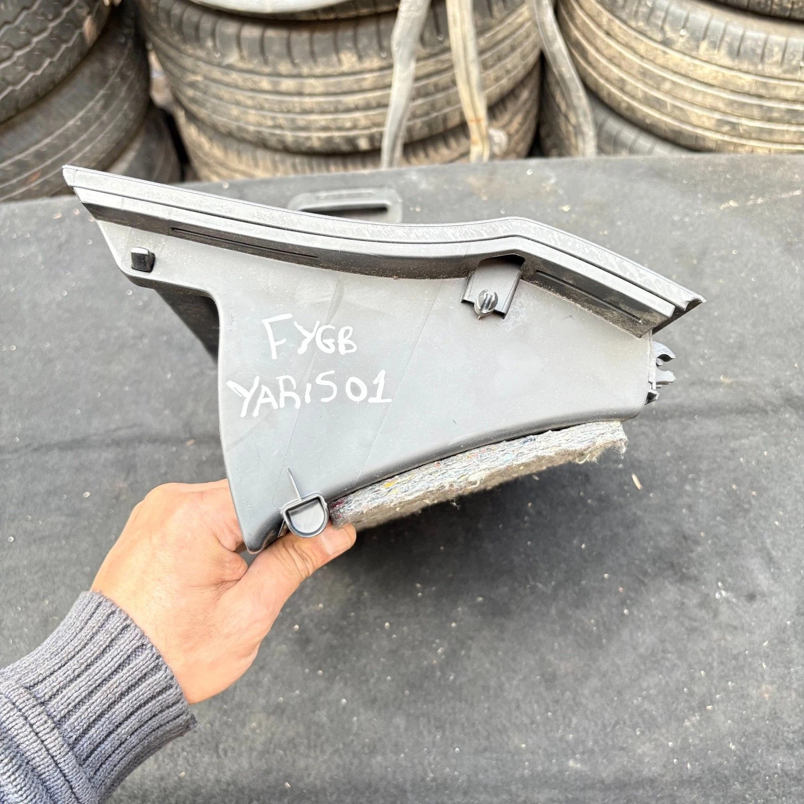 Toyota Yaris MK2 XP90 Passenger Upper Glove Box Lid Dashboard Compartment 05-11