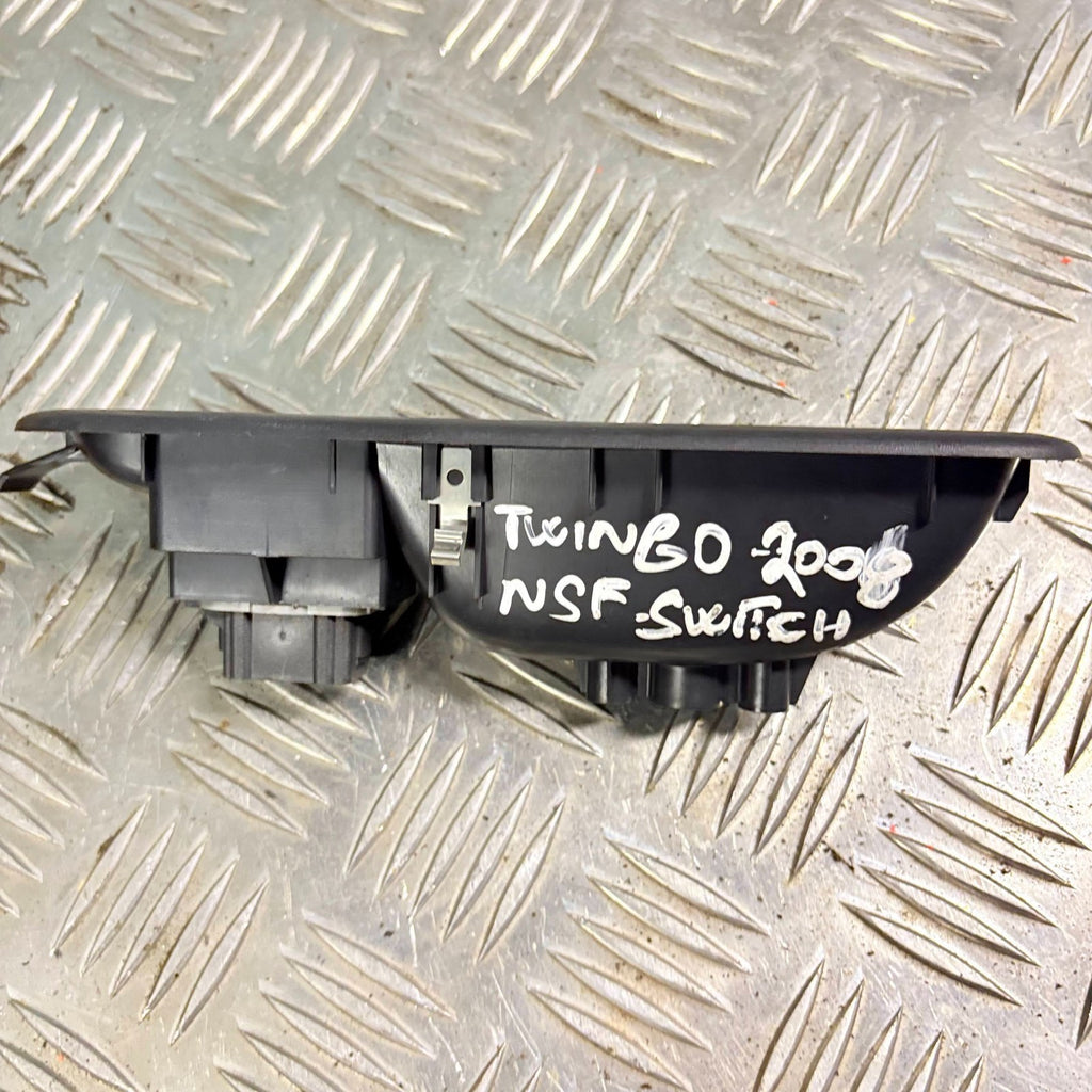Renault Twingo 07-12 Electric Window Switch Front Left Side 8200356517B