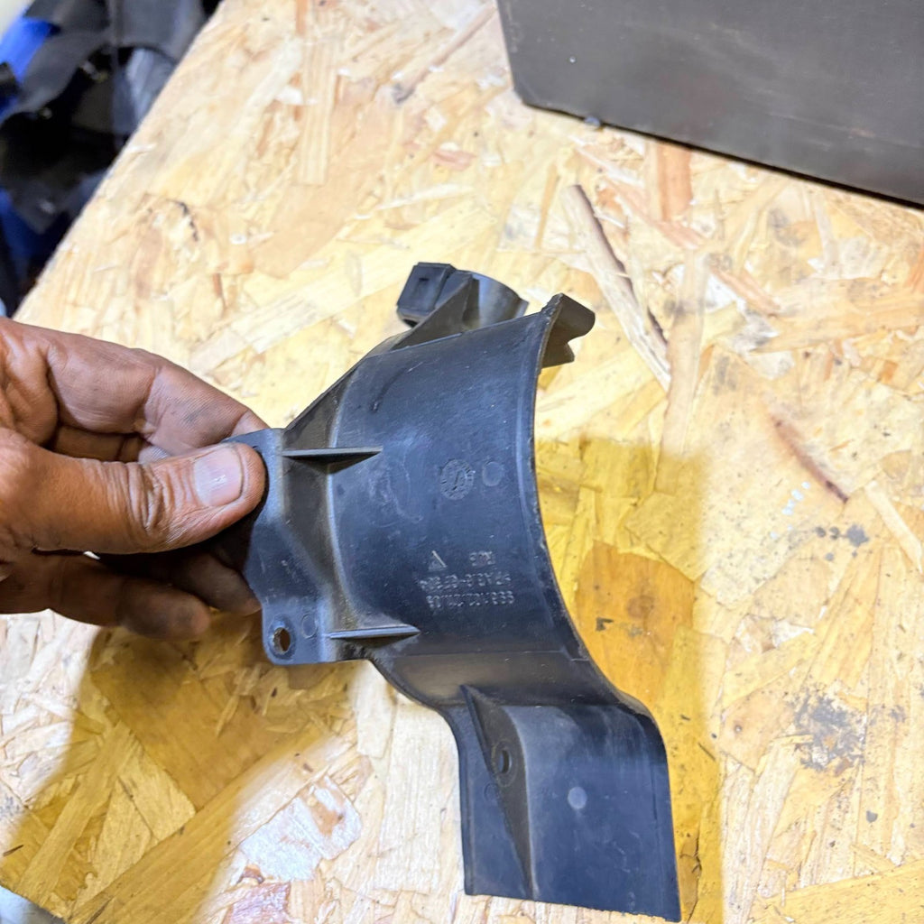Porsche Boxster 986 1996-2004 Power Steering Pump Pully Cover 99610221105