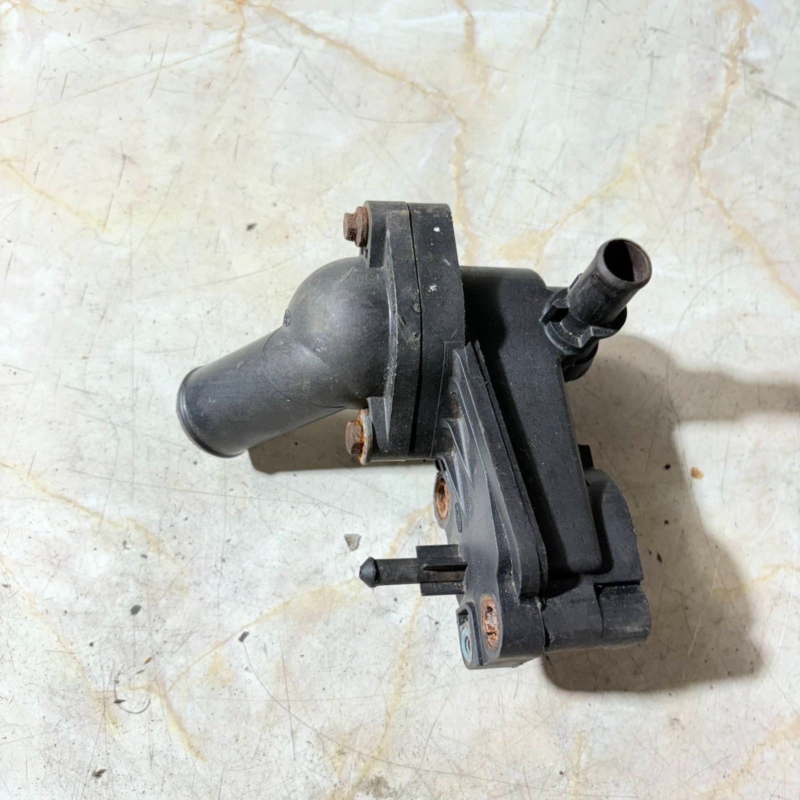 Ford Transit Connect 2002-2013 1.8 TDDi TDCi Thermostat Housing 2S4Q-8594-AB