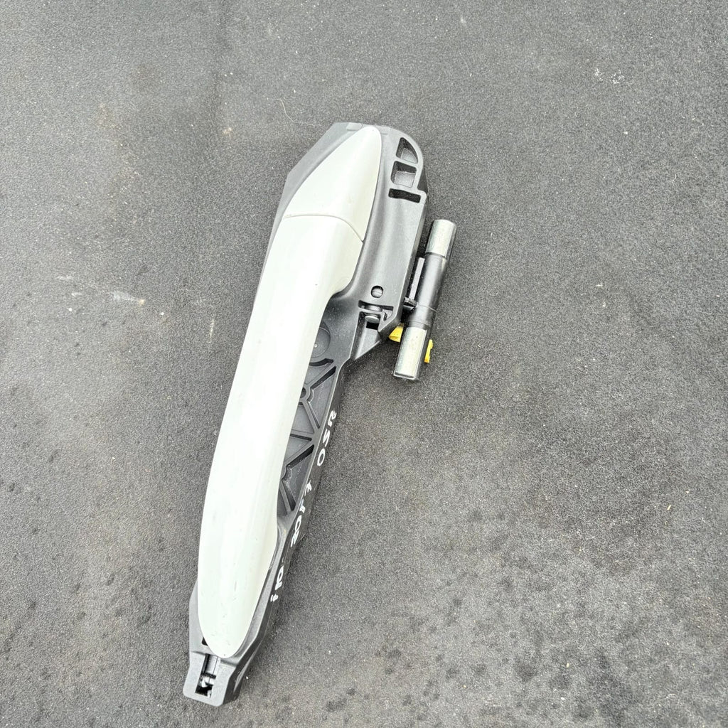 HYUNDAI I10 2013-2019 REAR RIGHT OFFSIDE OUTER DOOR HANDLE 83660