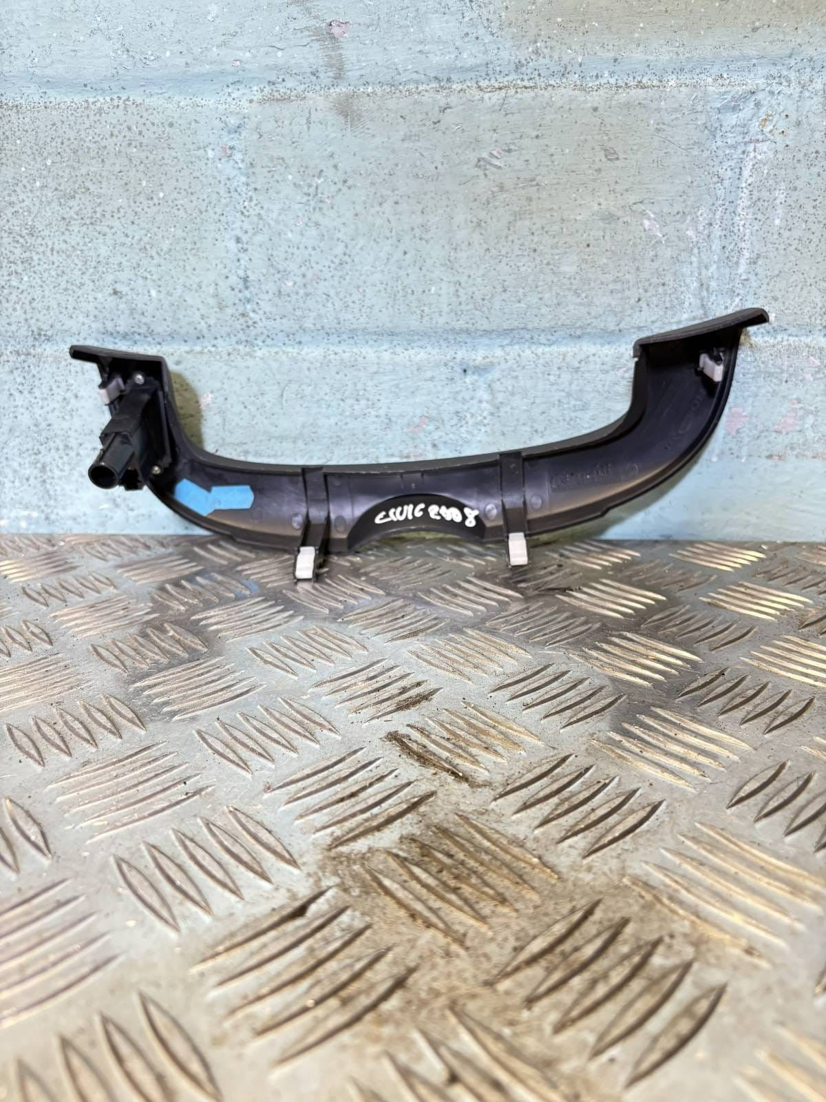 HONDA CIVIC 77210-SMG-E010-20 REV COUNTER TRIM 2008