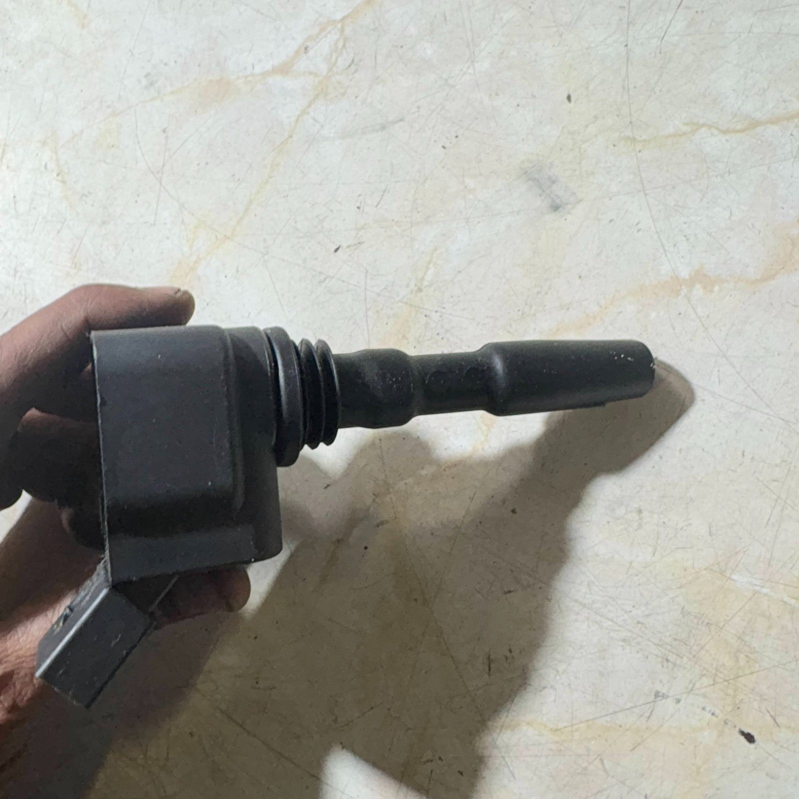 VW AUDI SEAT SKODA 1.0 1.2 1.4 TSI PENCIL IGNITION COIL PACK 2012022 04E905110M