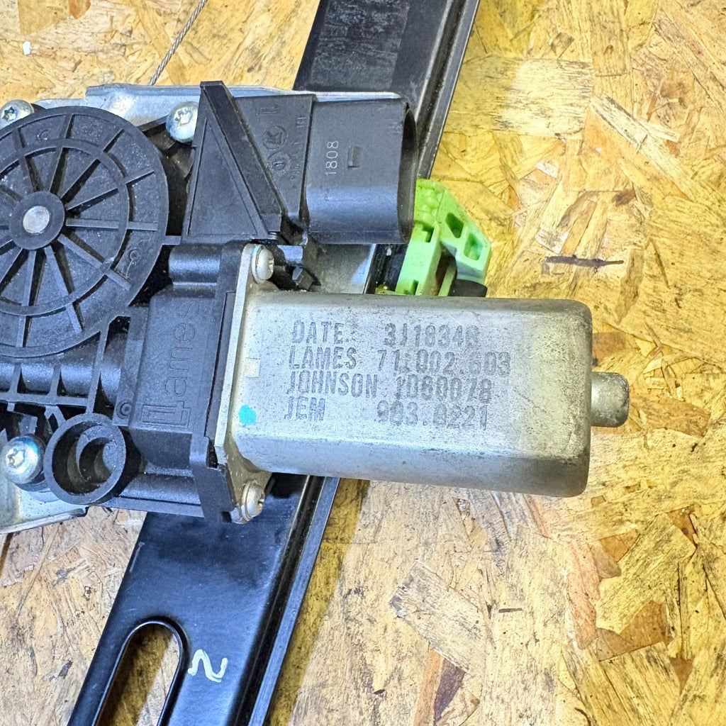 BMW 320d 2008-Window Regulator Rear Left 71002803