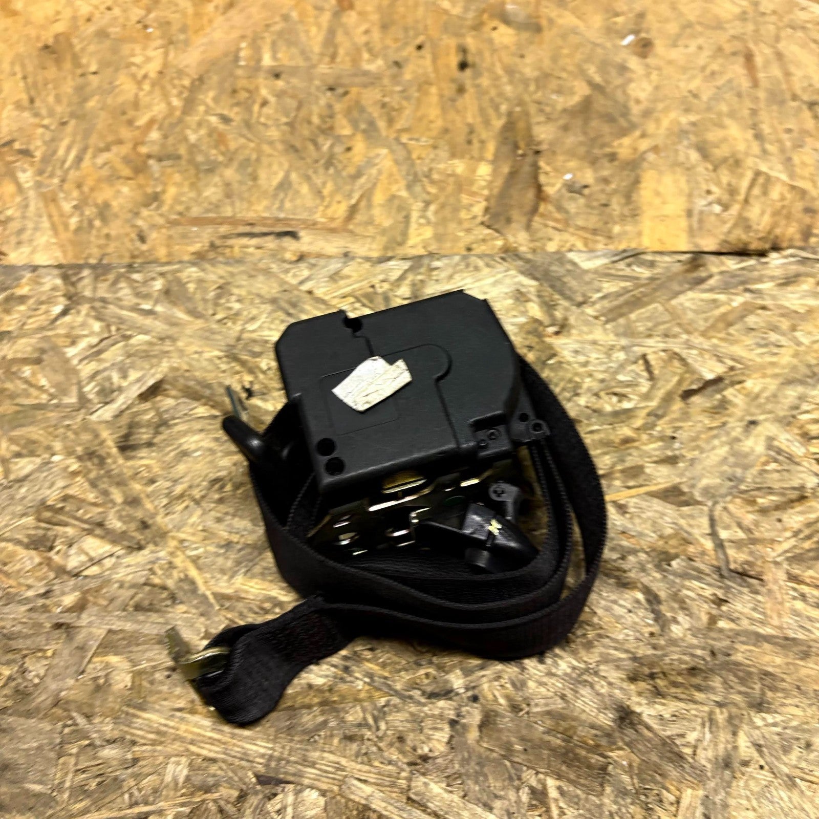 Jaguar X-Type 2001-2009 Rear Left Seat Belt Passenger Side 43594D