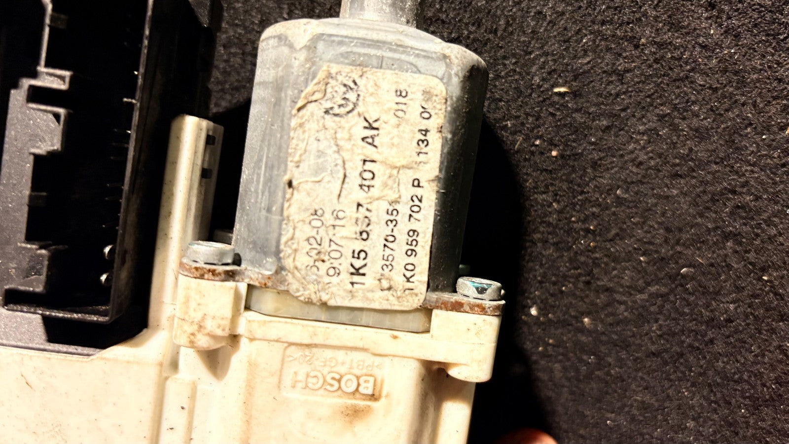 VW Passat B6 3C 05-10 RF Door Window Motor Module 1K0959702P 1K0959792L