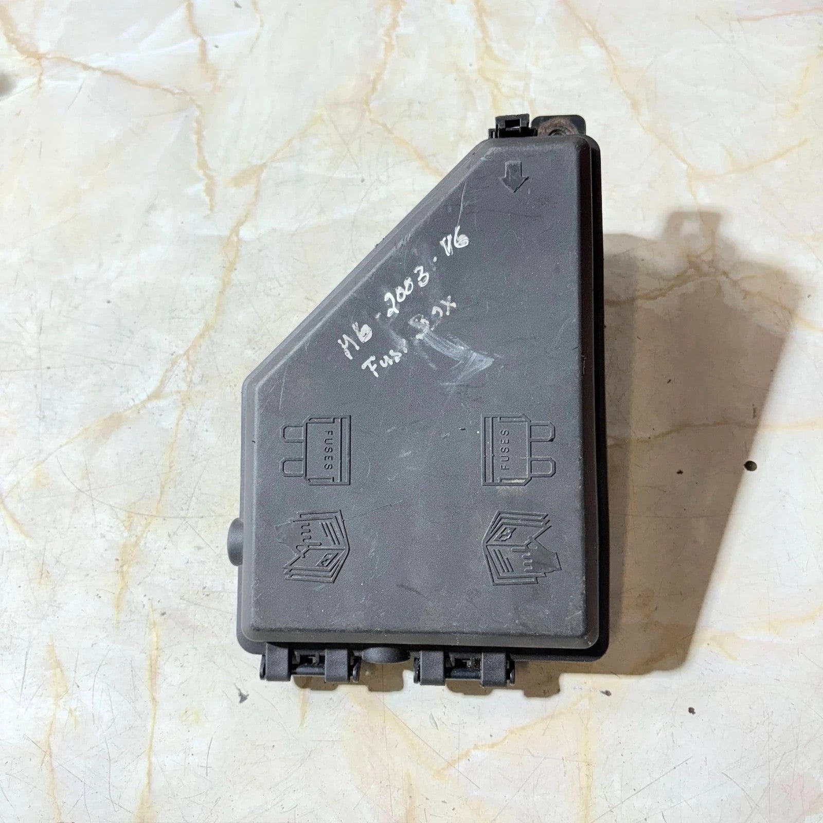 MG 2002-2005 UNDER BONNET FUSE LID BOXED COVER