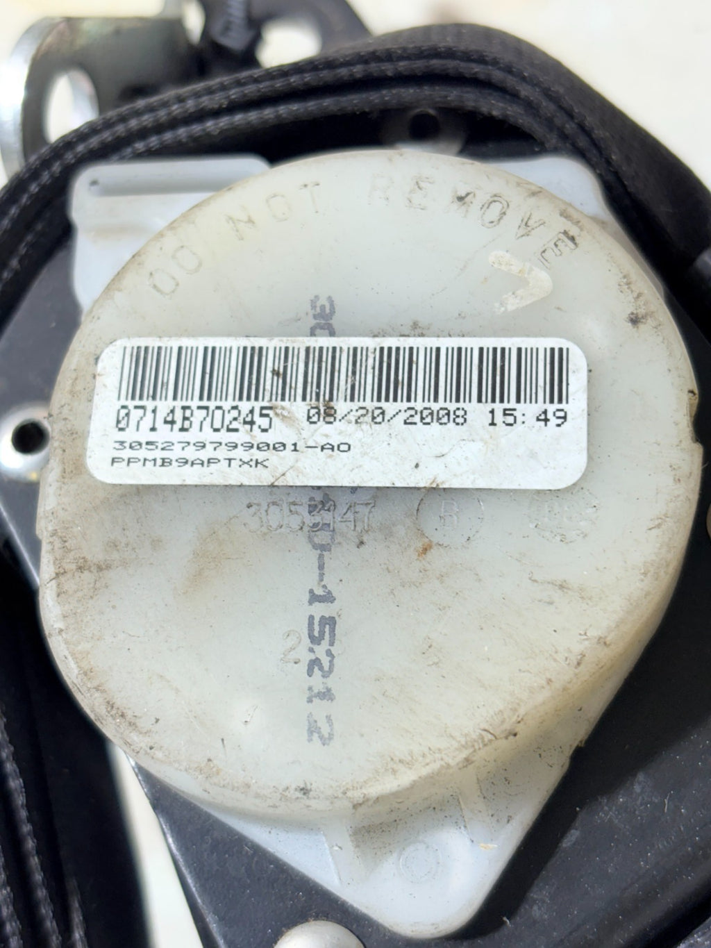BMW 320D 2009 Rear Passenger Left Seat Belt 305279799001