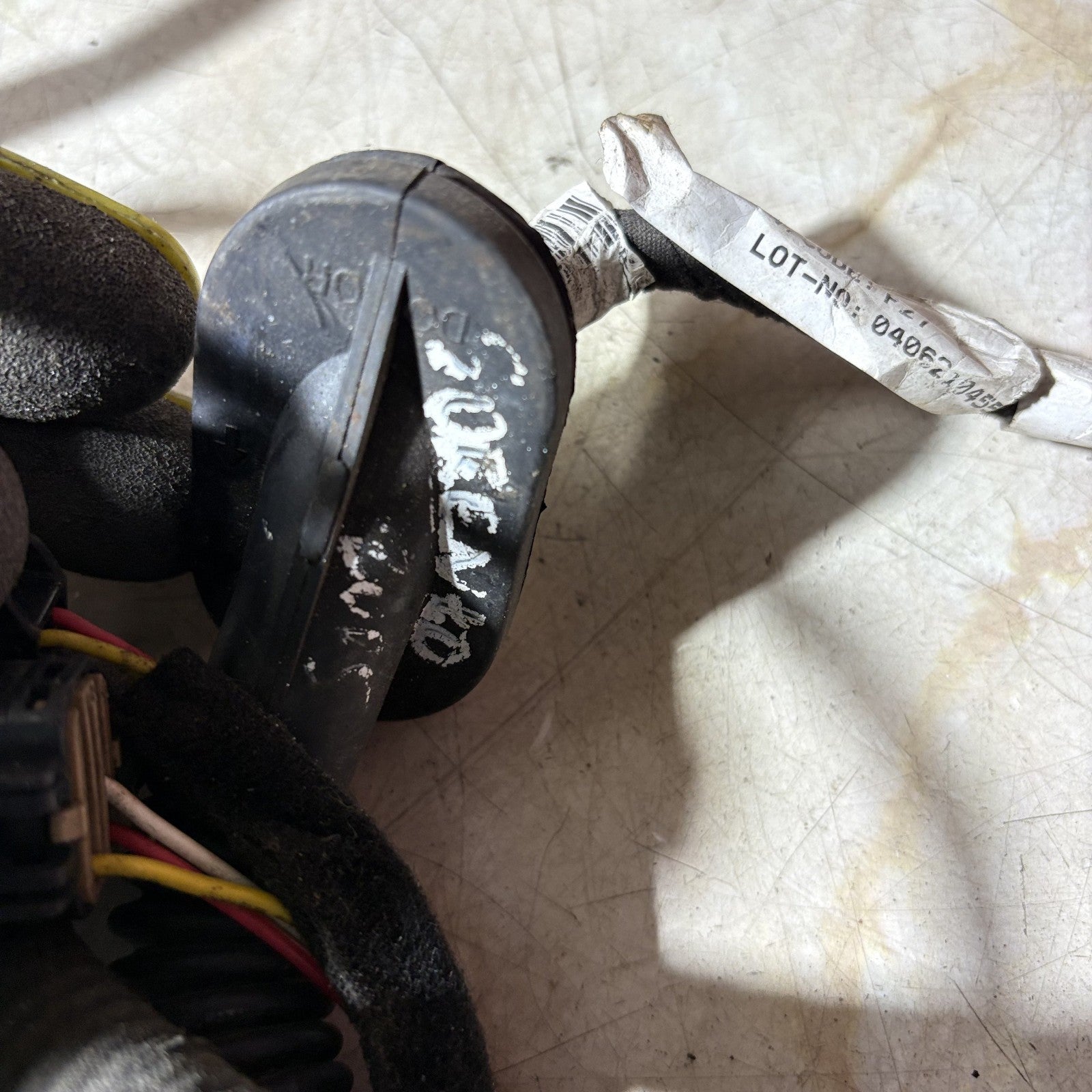 Kia Sorento 2005 Front Door Wiring Harness Loom Right