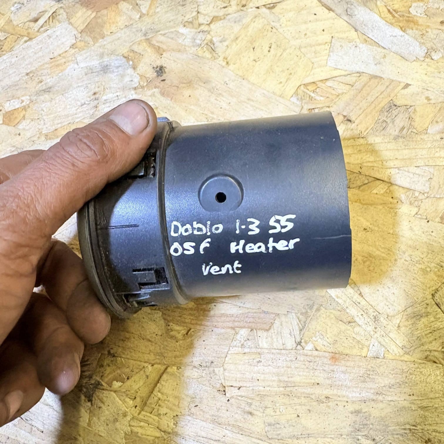 Fiat Punto Mk2 Dash Heater Air Vent 1999-2006 Reg 225363 OSF