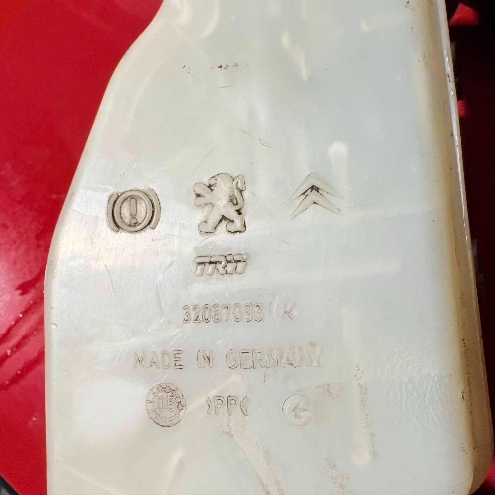 PEUGEOT 1007 BRAKE MASTER CYLINDER 32067093