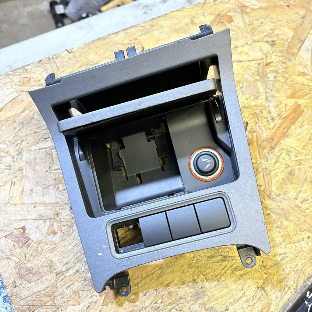 VW Golf MK5 2004-2009 Front Centre Ashtray 1K0863475D