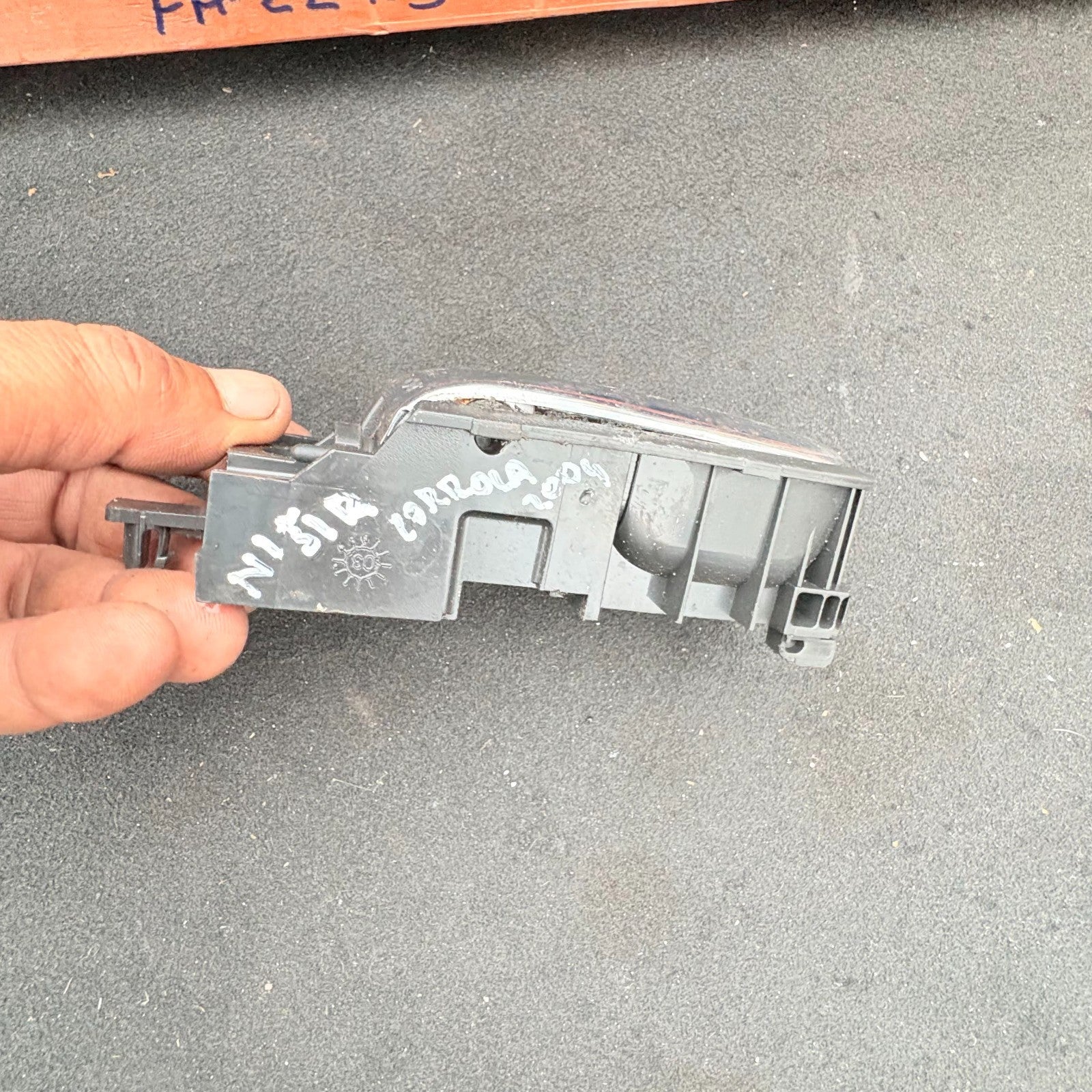 Toyota Corolla 2000-2006 Passenger Left Side Rear Inner Door Handle