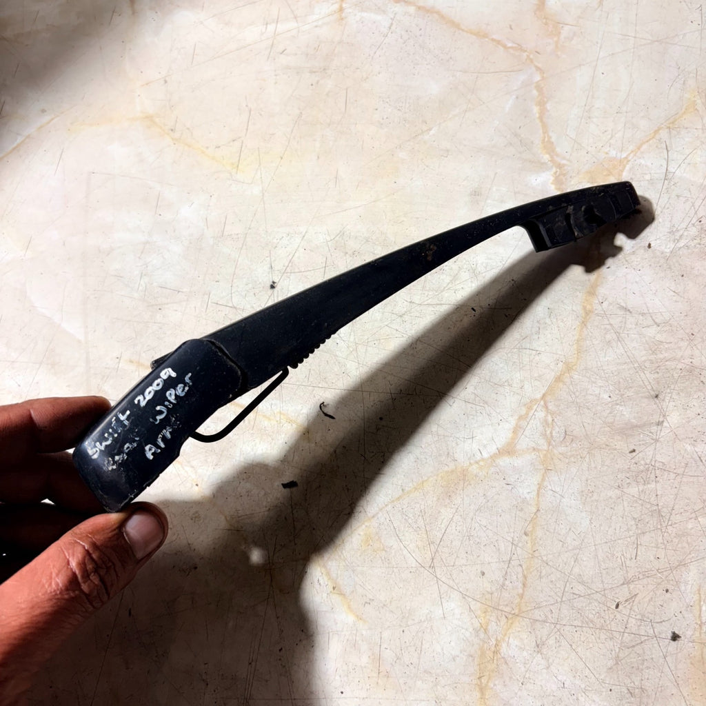 SUZUKI SWIFT REAR WIPER ARM 2005-2010 5 DOOR HATCH