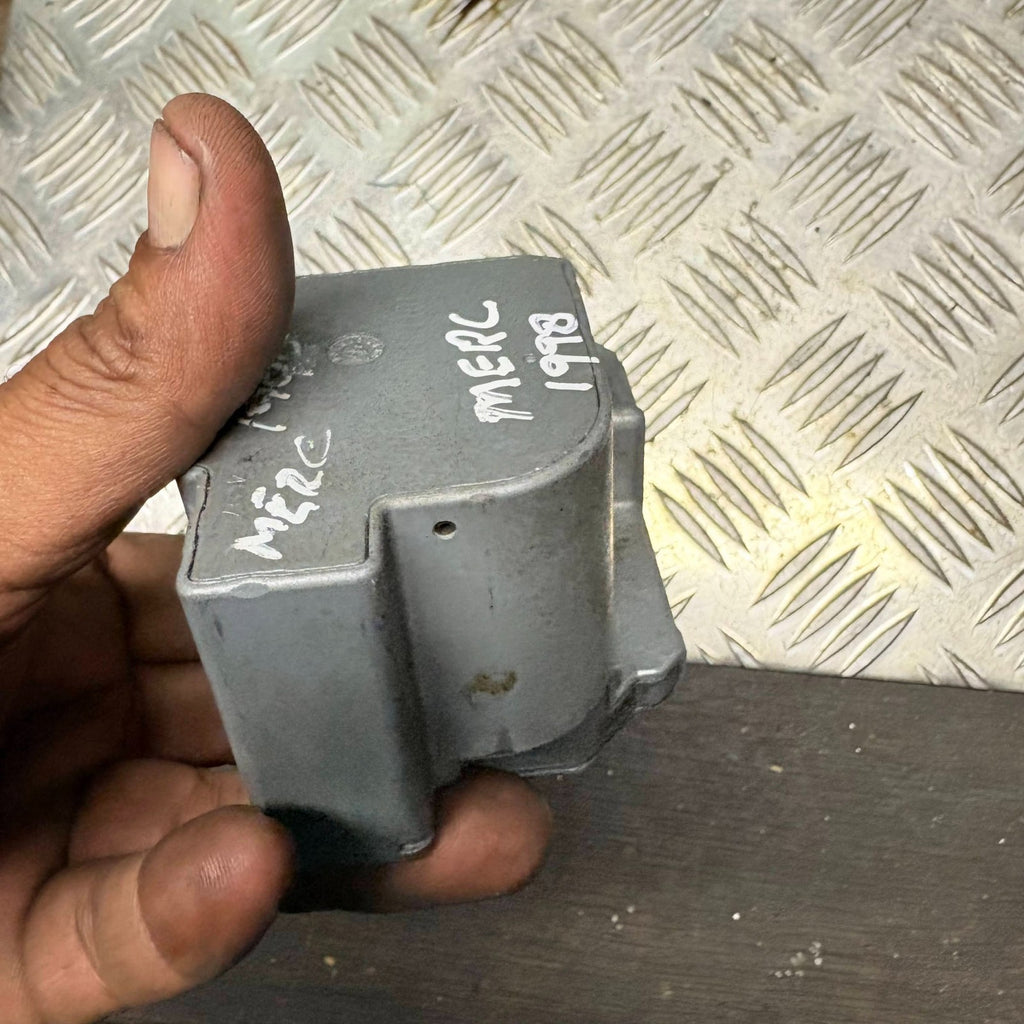 Mercedes Benz 1998 Ignition Switch Lock Control Module Key