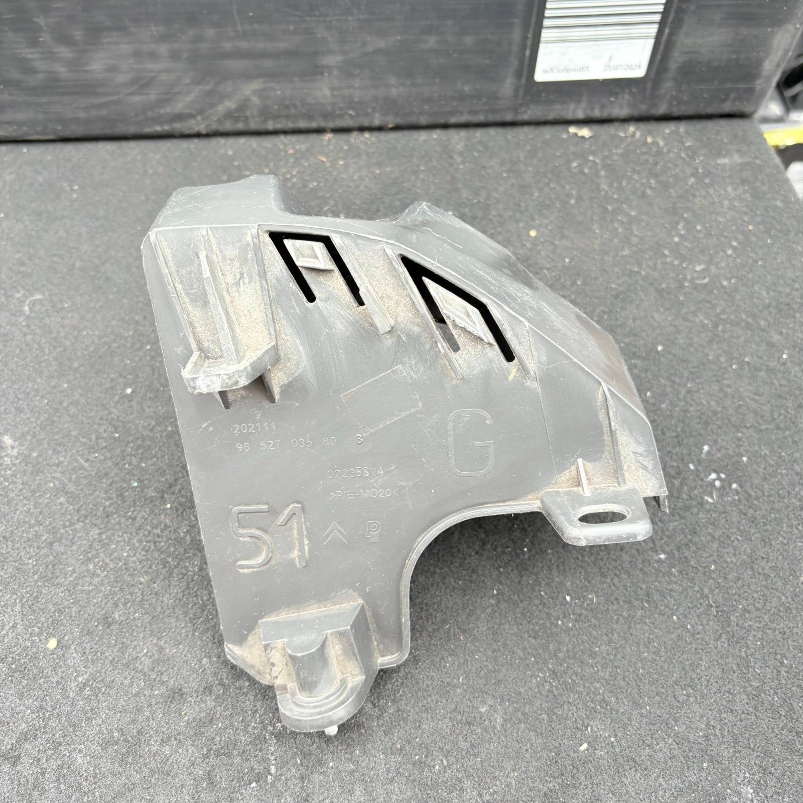 CITROËN C4 VTR PASSENGER REAR RIGHT SIDE 9652703580 BUMPER BRACKET