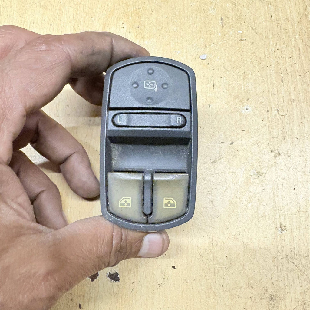 Vauxhall Corsa Window Switch Drivers Front Illuminated 13258522 AD OSF 2007
