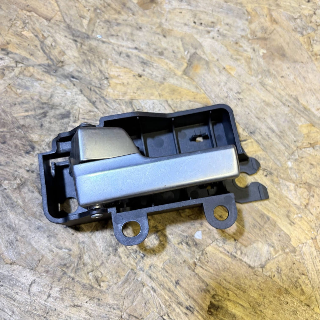 FORD FOCUS MK2 2006 NSR PASSENGER REAR SIDE INTERIOR DOOR HANDLE 3M51-R22601-BB