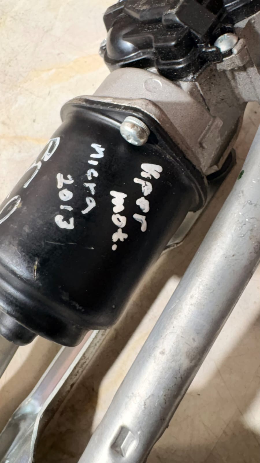 K6230 BMW WIPER MOTOR WITH LINKAGE 6978263-01 2013