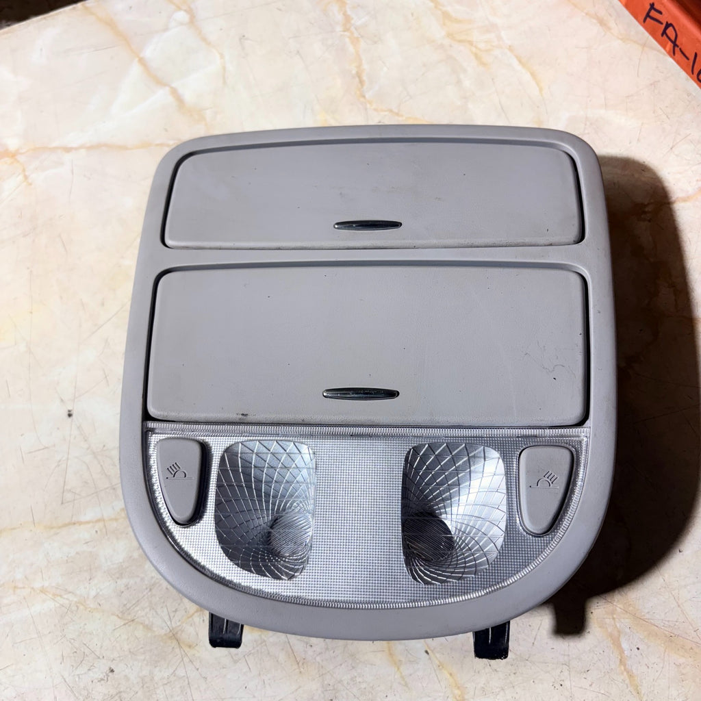 HYUNDAI SANTA FE 2011 5DR FRONT INTERIOR ROOF READING COURTESY LIGHT 92800-2BXXX