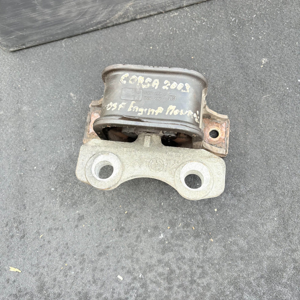 2003 VAUXHALL CORSA DRIVER SIDE LEFT Front Engine Mount 9 227 878