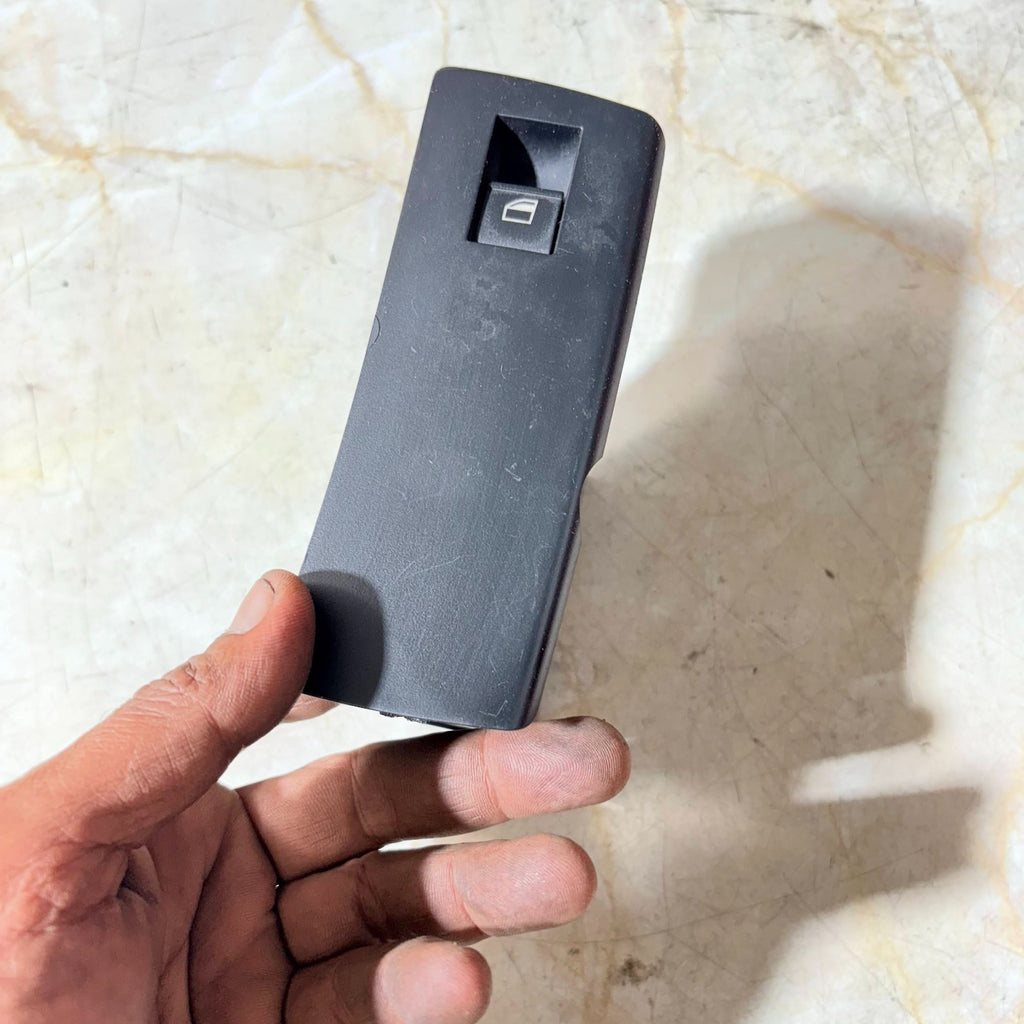 BMW X5 2002-2003 E53 6952700 Left Paasenger Side Electric Window Switch