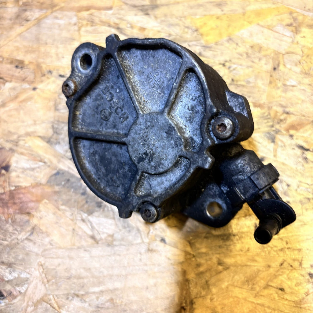 Mazda 3 BK 1.6 MZ-CD Diesel Brake Servo Vacuum Pump D1561A31010 03-09
