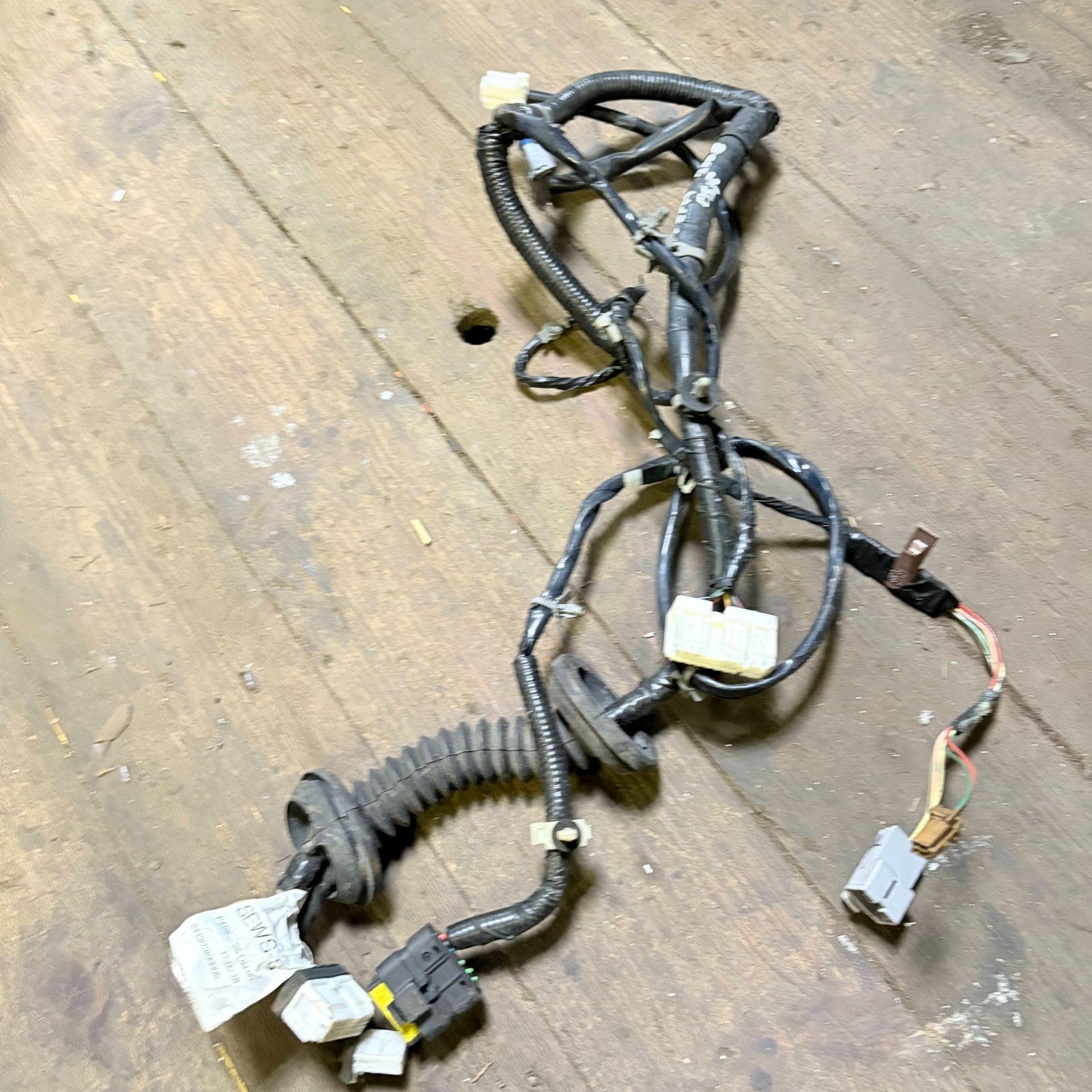 Nissan Micra C+C CK12 2005-2009 Driver Door Wiring Loom Harness 24124-BC001