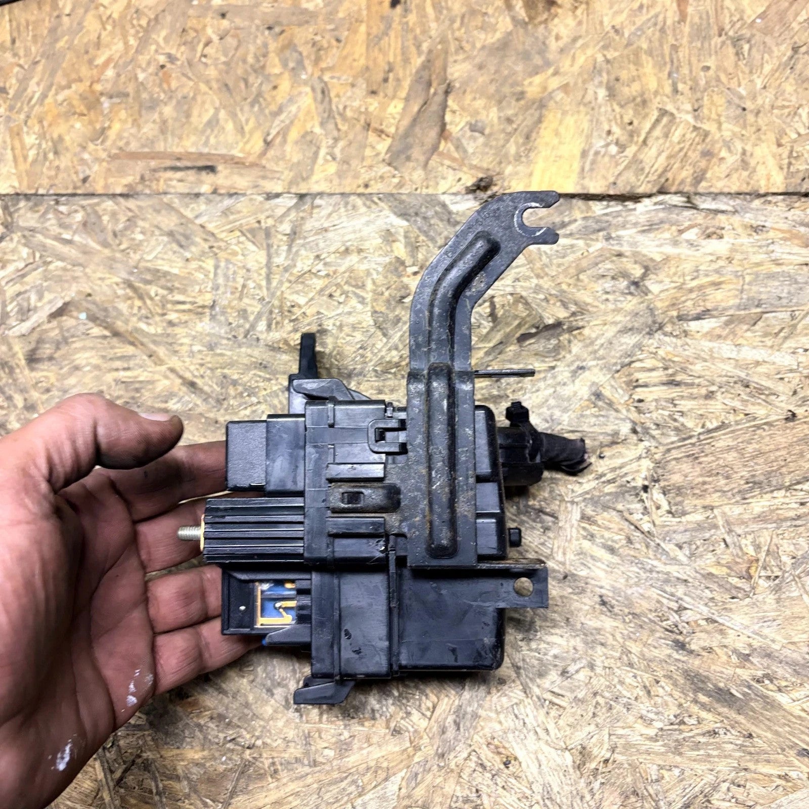 Kia Rio MK3 2011-2017 Engine Bay Fuse Relay Box Multi Fuse 18790-01034