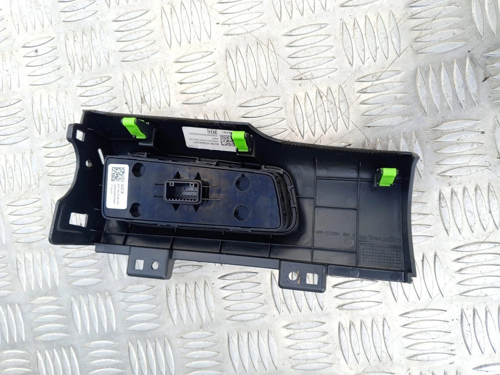 Hyundai Tucson TL 2015-2019 RHD Headlight Level TCS LKA Switch 84780-D7900TRY
