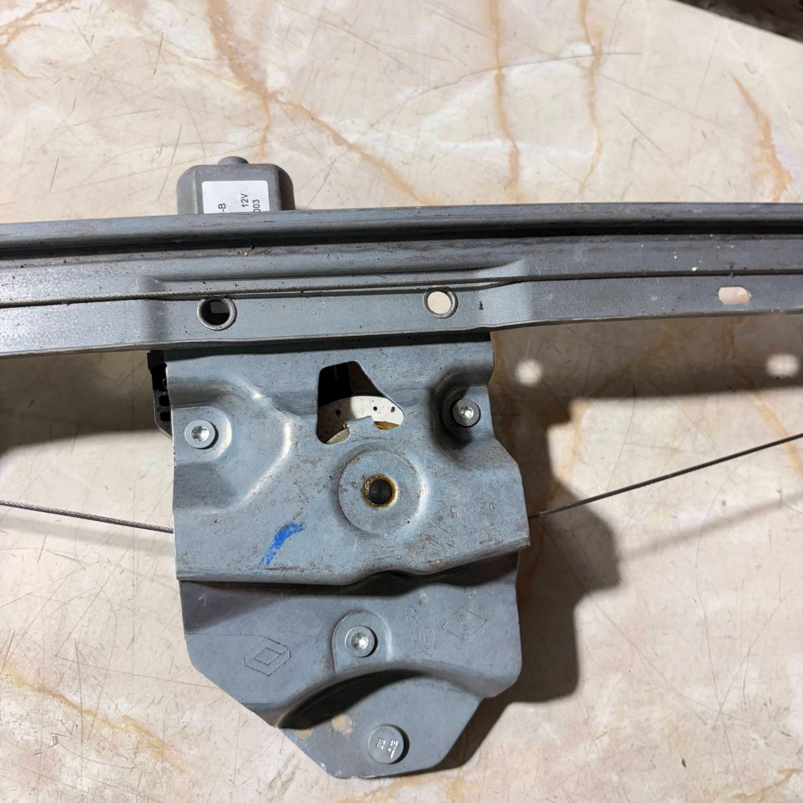 RENAULT CLIO 2012-2019 FRONT LEFT WINDOW REGULATOR MOTOR 128001472-B 9030318-C